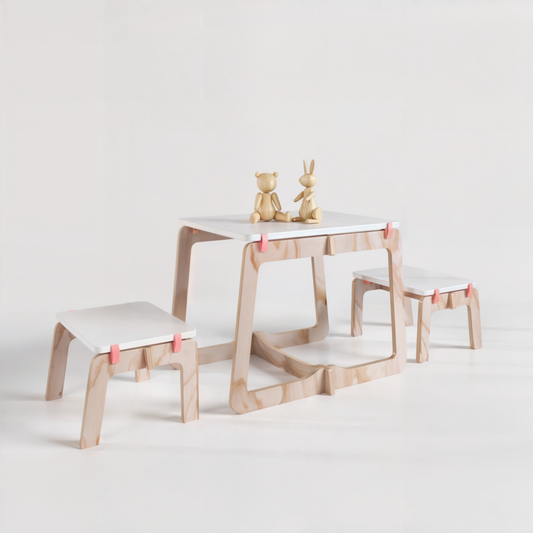 Mesa con dos banquetas